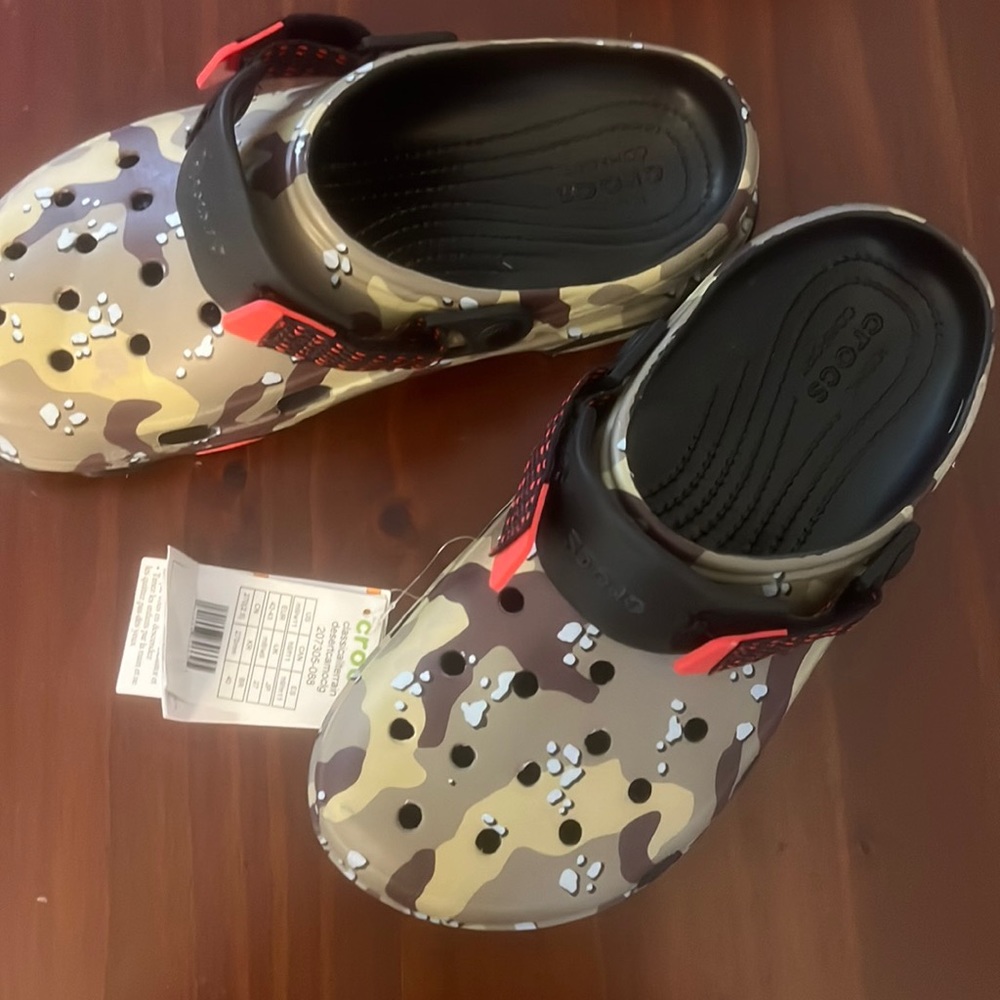 Camo crocs